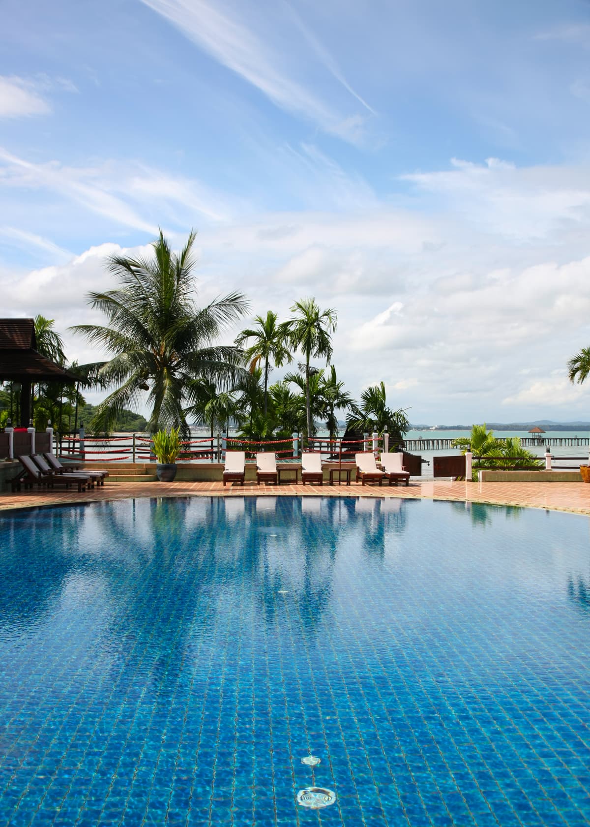 Pool Cleaning & Maintenance